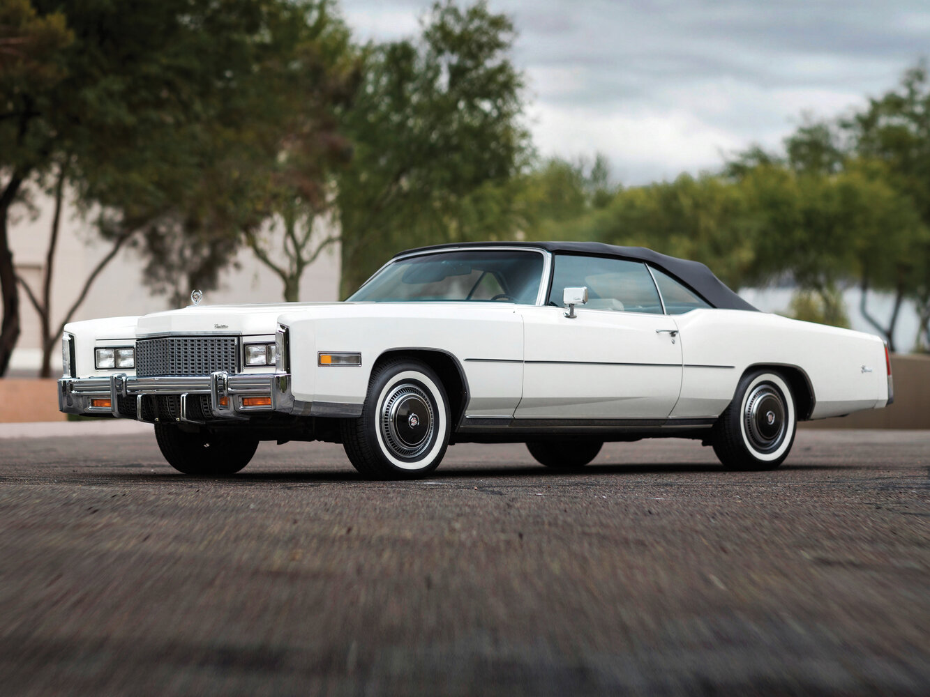 Cadillac Eldorado VII (1971–1978) · 7.0 AT (180 л.с.)