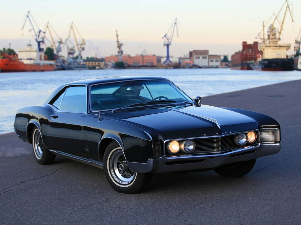 Buick Riviera II (1966–1970) · 7.5 AT (370 л.с.)