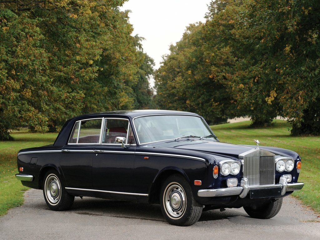 Rolls-Royce Silver Shadow (1965–1980) · 6.2 AT (174 л.с.)