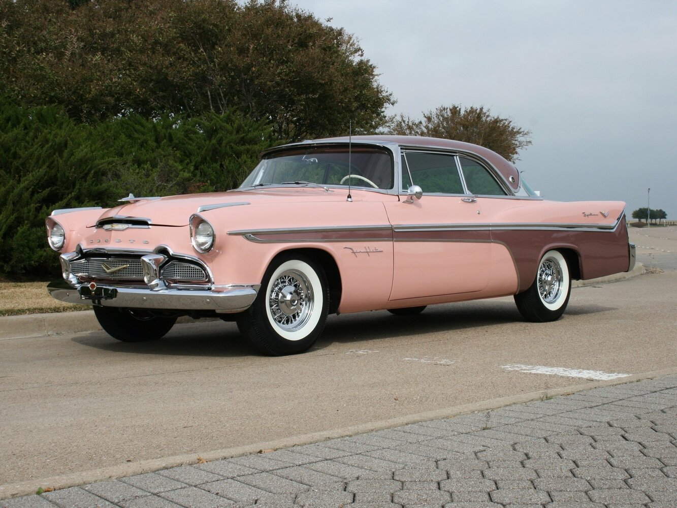 DeSoto Fireflite (1955–1960) · 5.6 AT (299 л.с.)
