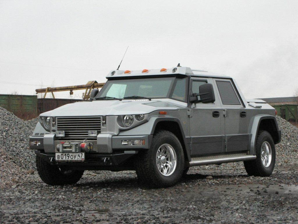 Комбат Т98 (2000–2026) · 6.6d AT (320 л.с.) 4WD