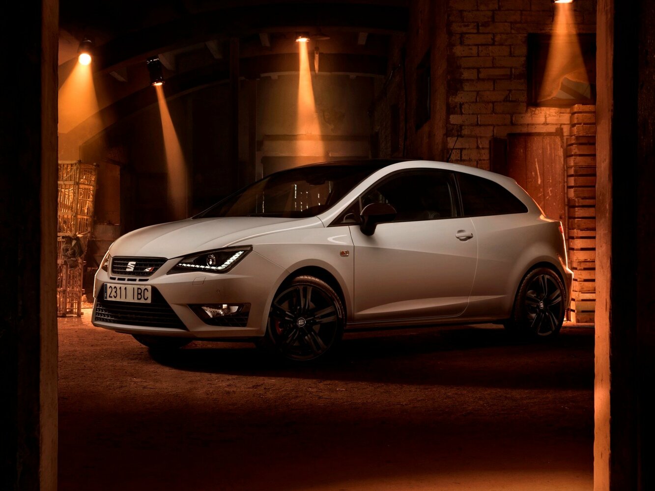 SEAT Ibiza Cupra IV Рестайлинг 2 (2015–2018) · 1.8 MT (192 л.с.)