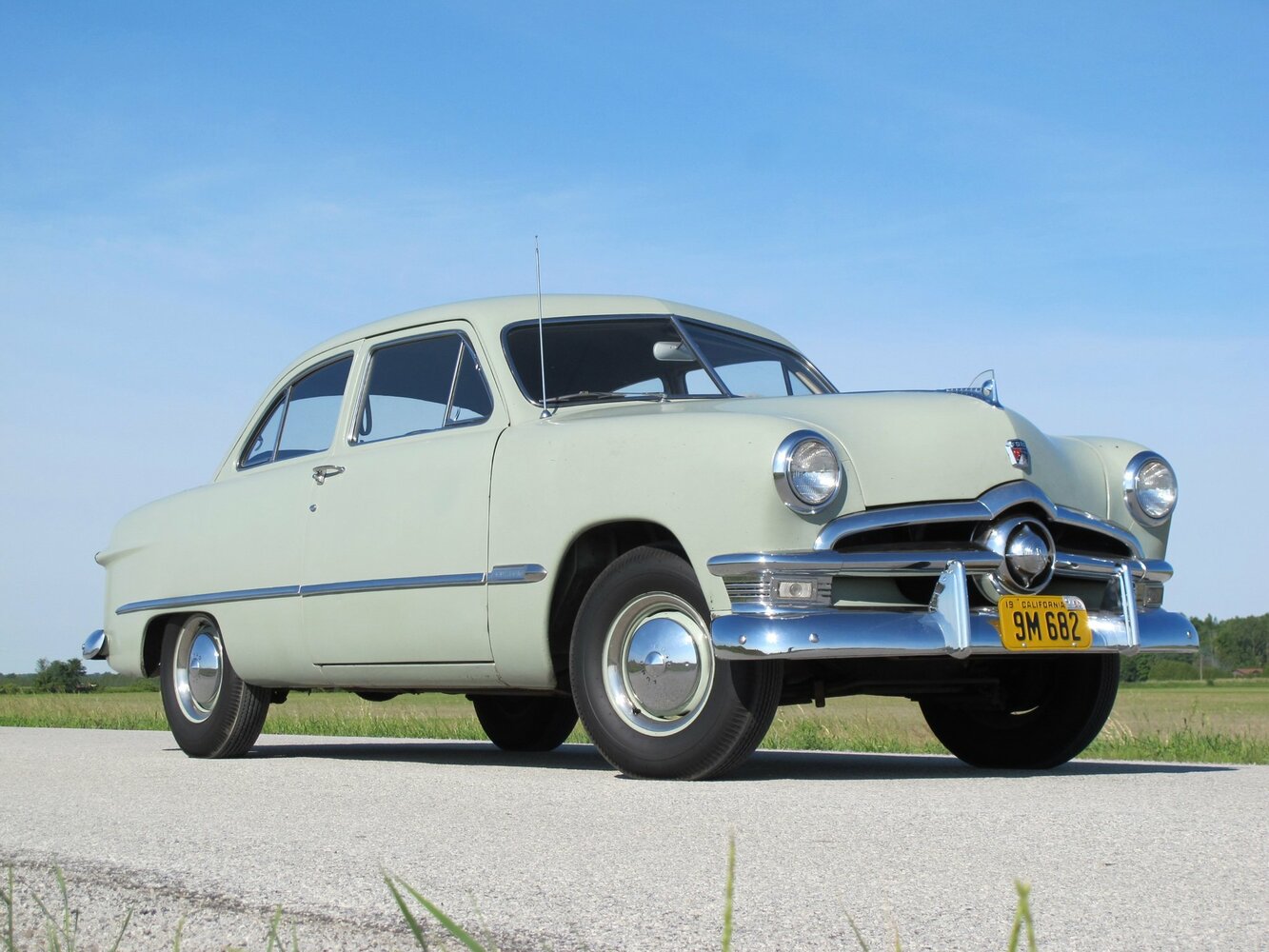 Ford Custom (1949–1955) · 3.7 MT (95 л.с.)
