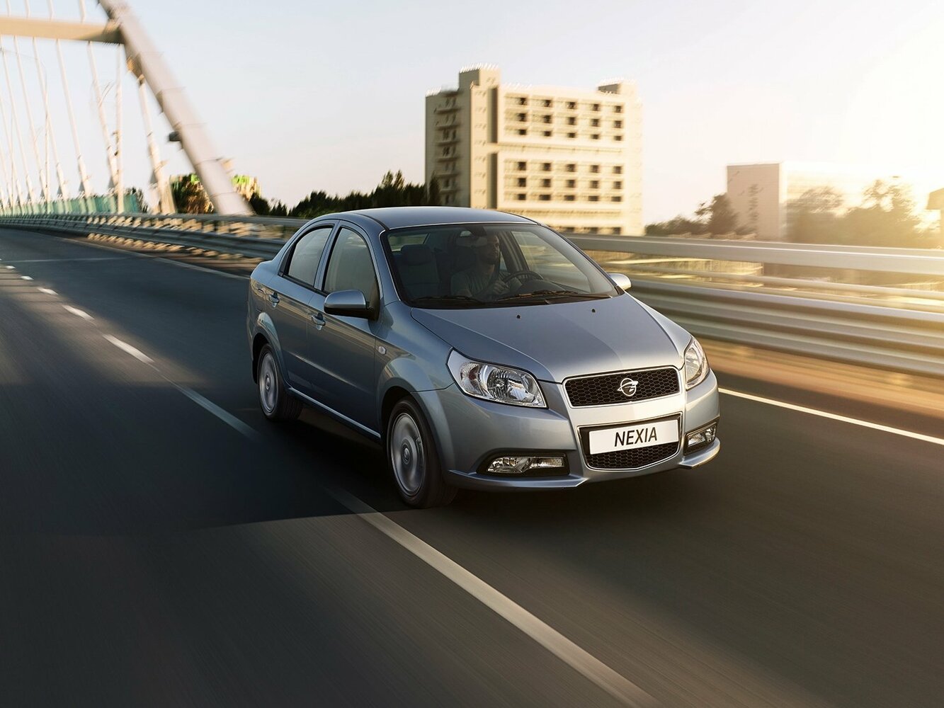 Ravon Nexia R3 (2015–2020) · 1.5 MT (107 л.с.)