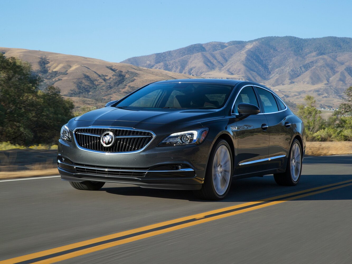 Buick LaCrosse III (2016–2019) · 3.7 AT (310 л.с.)