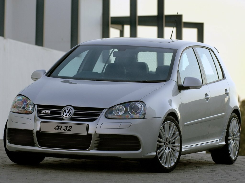 Volkswagen Golf R32 V (2005–2008) · 3.2 MT (250 л.с.) 4WD