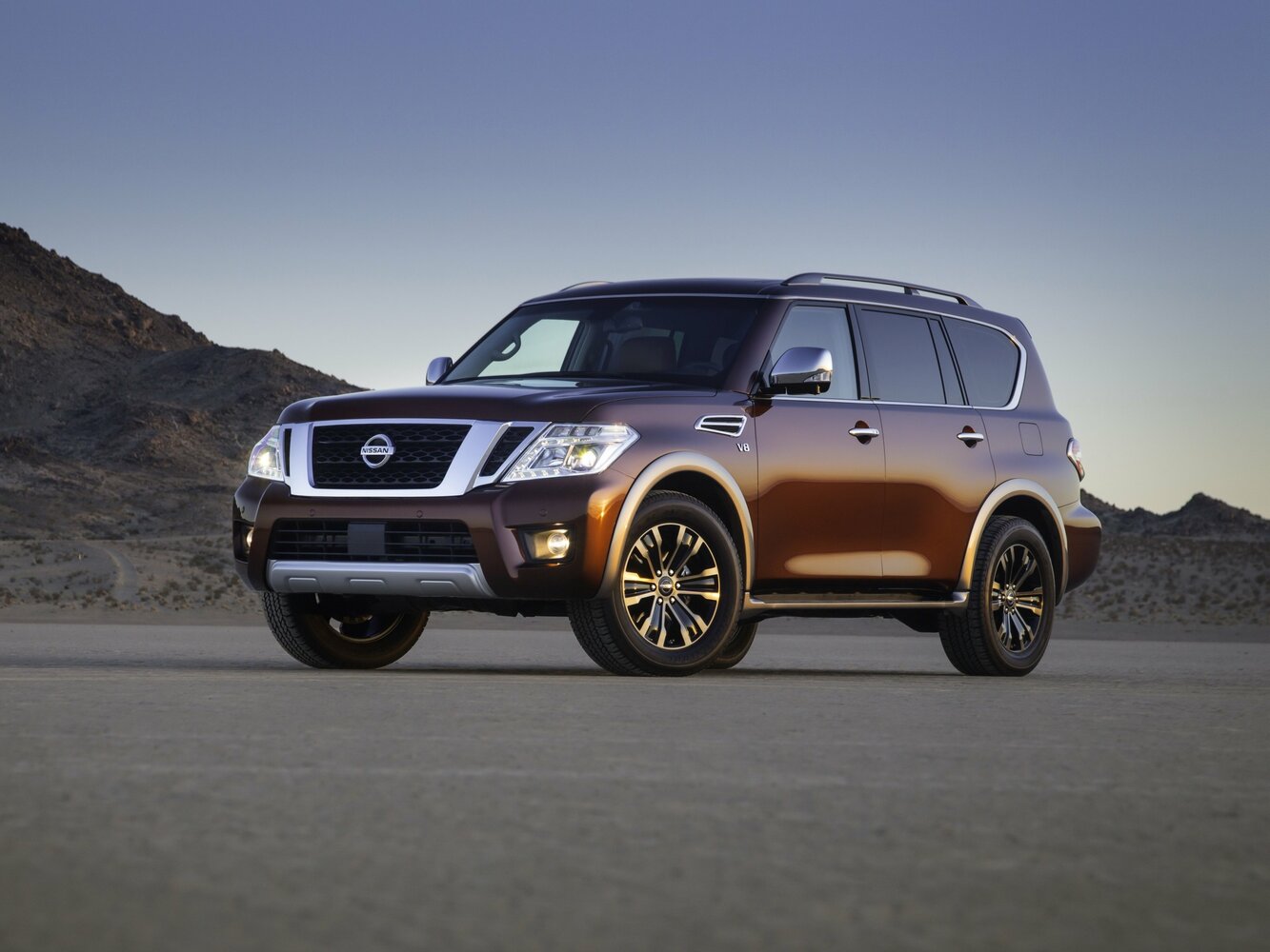 Nissan Armada II (2016–2020) · 5.6 AT (390 л.с.) 4WD