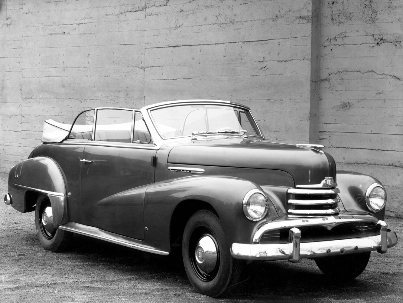 Opel Kapitan I Рестайлинг (1951–1953) · 2.5 MT (58 л.с.)