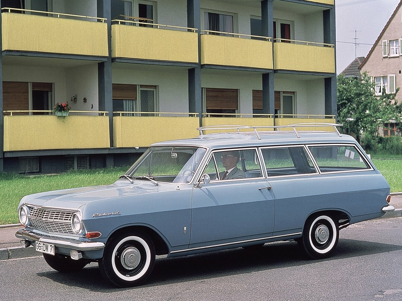 Opel Rekord A (1963–1965) · 1.7 MT (66 л.с.)