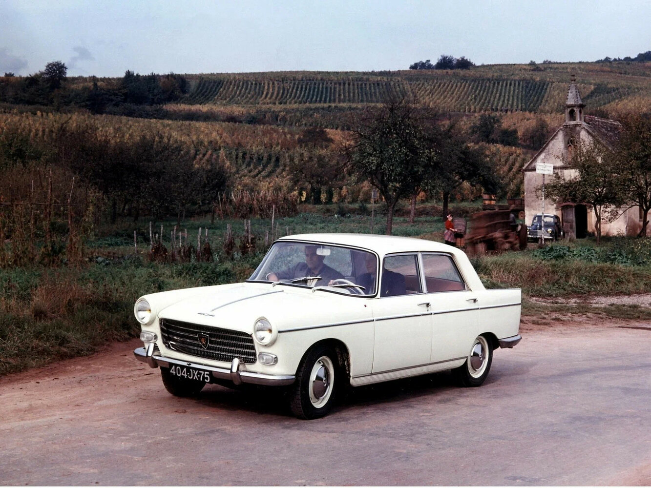 Peugeot 404 (1960–1975) · 1.5 MT (60 л.с.)