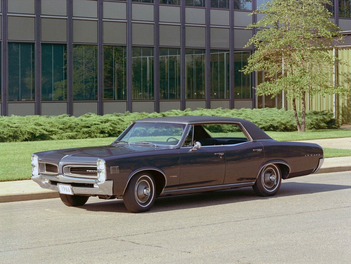 Pontiac LeMans II (1964–1967) · 3.5 MT (165 л.с.)