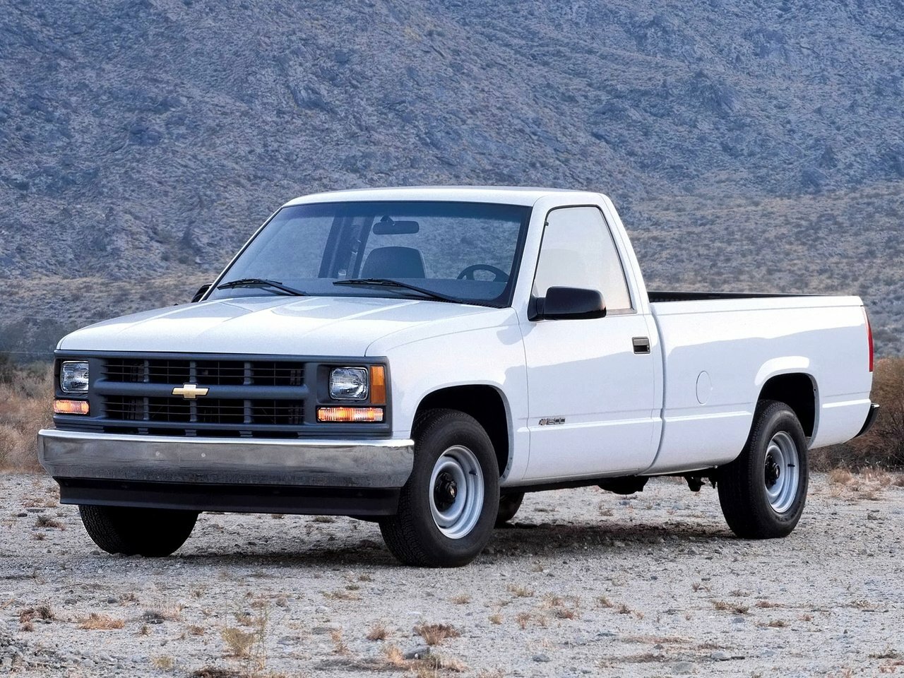 Chevrolet C/K IV (GMT400) (1988–2000) · 5.7 MT (190 л.с.)