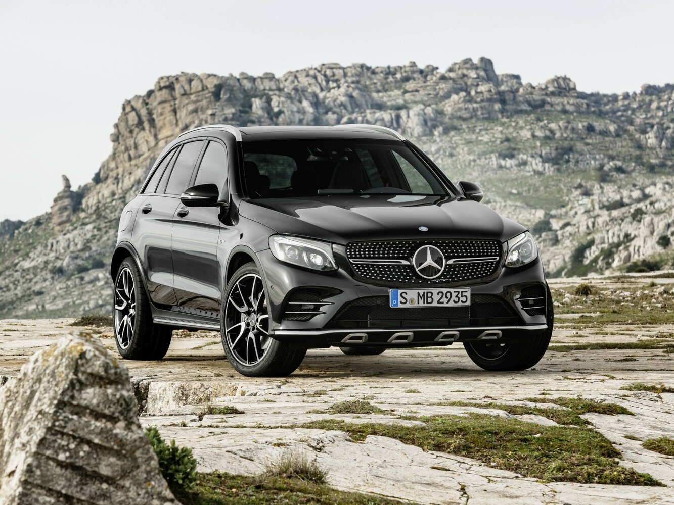 Mercedes-Benz GLC AMG I (X253) (2016–2019) · 63 AMG 4.0 AT (476 л.с.) 4WD