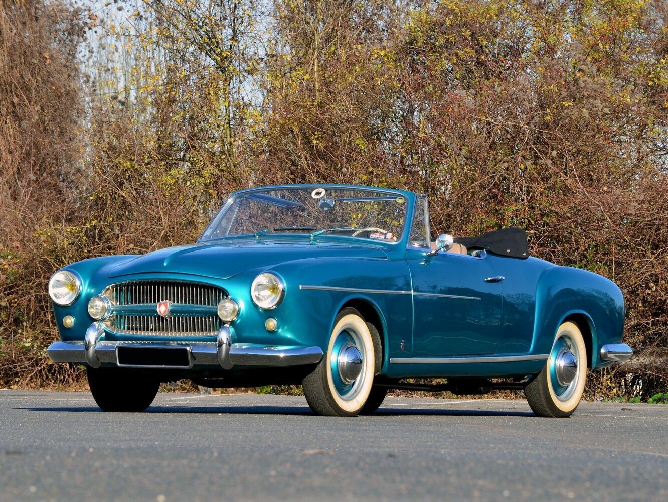 Renault Fregate (1951–1960) · 2.1 MT (77 л.с.)