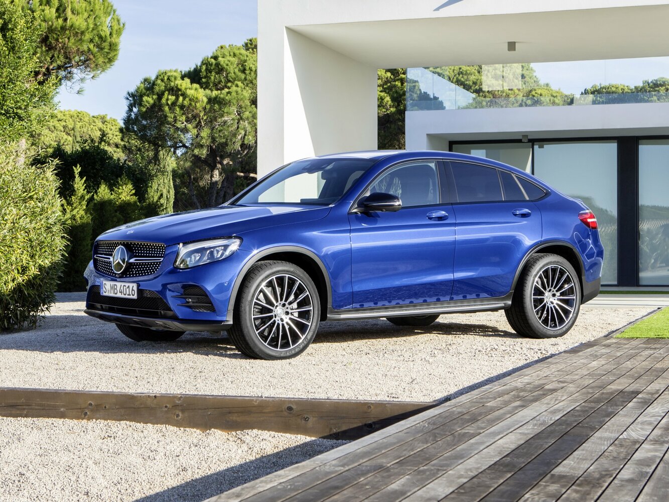 Mercedes-Benz GLC Coupe I (C253) (2016–2019) · 250 d 2.1d AT (204 л.с.) 4WD