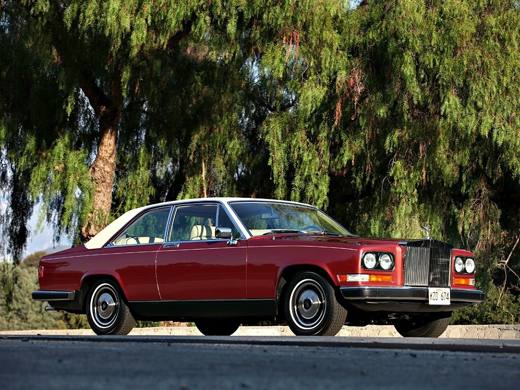 Rolls-Royce Camargue (1975–1986) · 6.8 AT (192 л.с.)