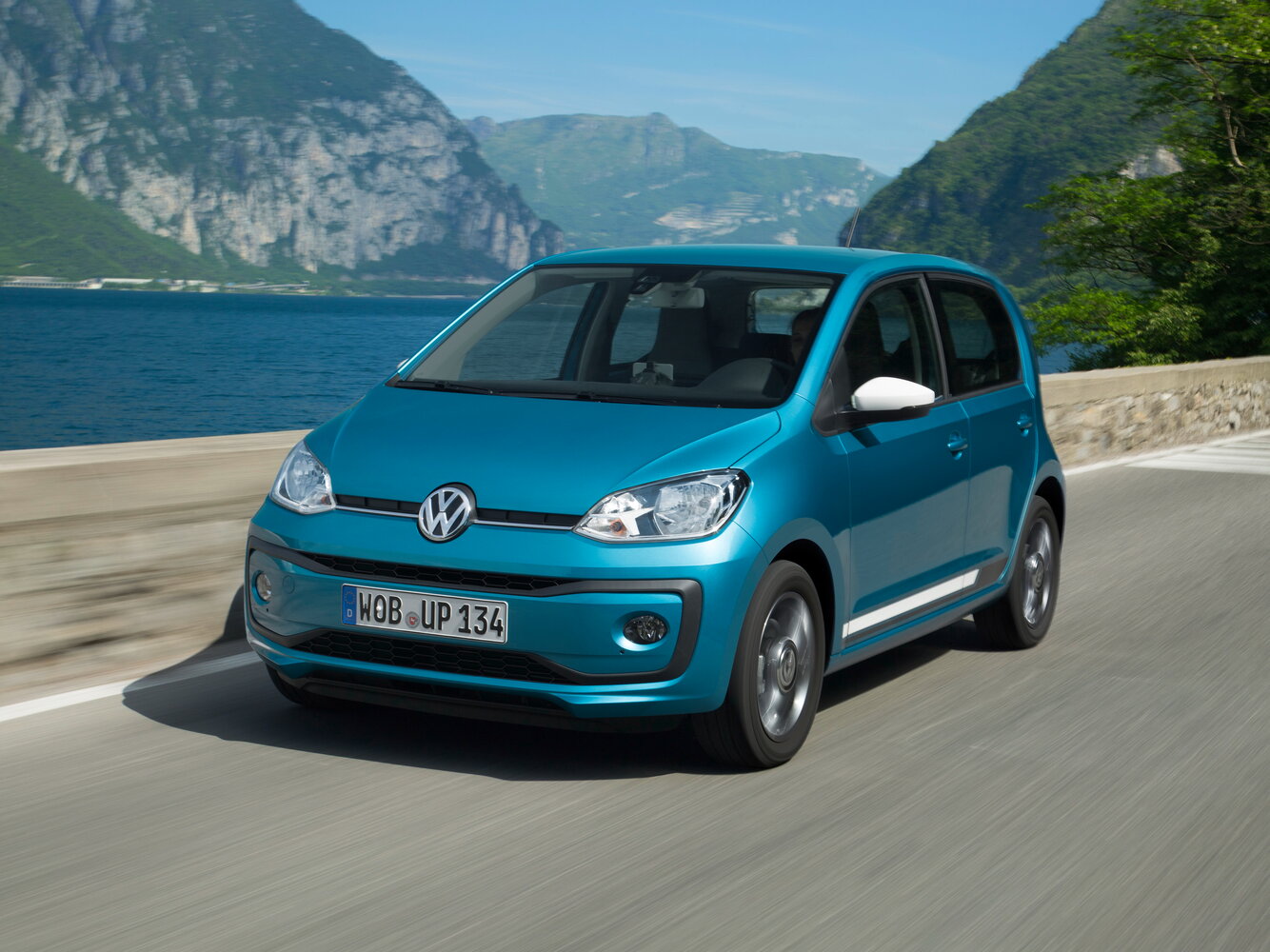 Volkswagen up! I Рестайлинг (2016–2023) · 1.0 MT (65 л.с.)