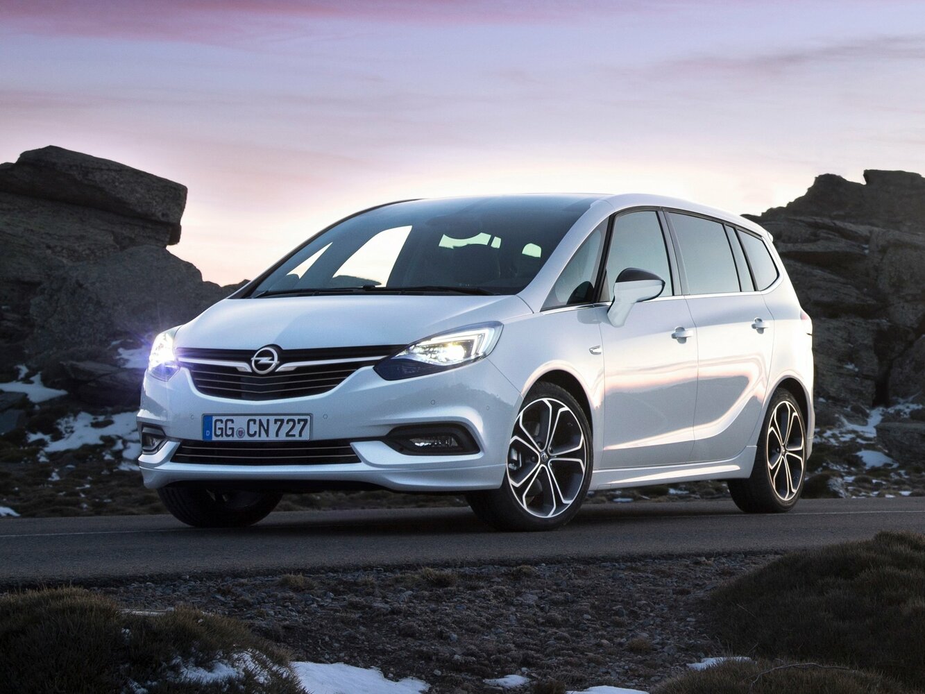 Opel Zafira C Рестайлинг (2016–2019) · 1.6d MT (120 л.с.)