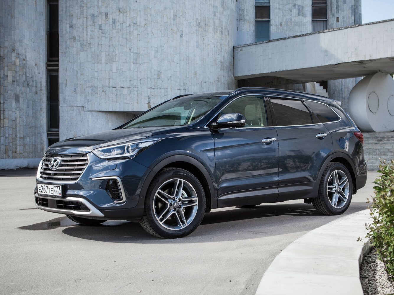 Grand 2.2d AT (200 л.с.) 4WD