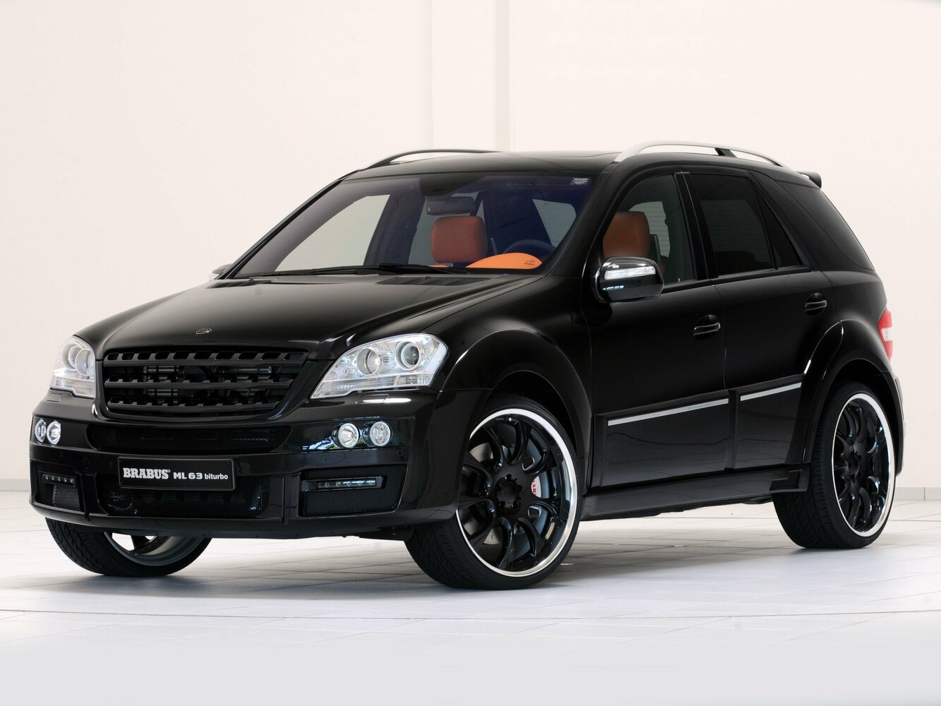 Brabus ML 63 Biturbo (2009–2011) · 6.2 AT (650 л.с.) 4WD