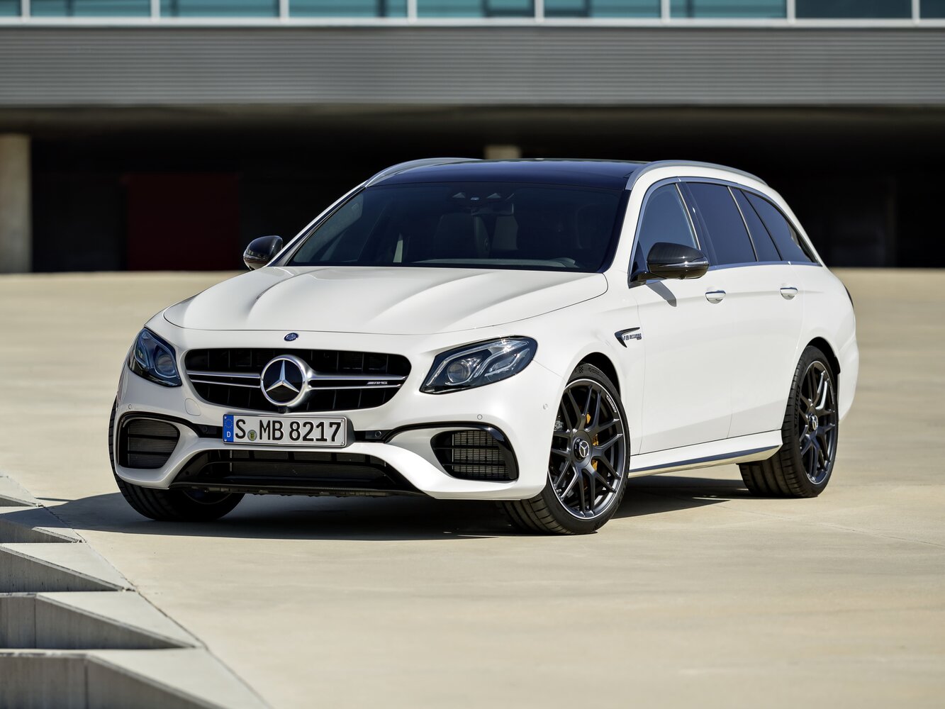 43 AMG 3.0 AT (401 л.с.) 4WD