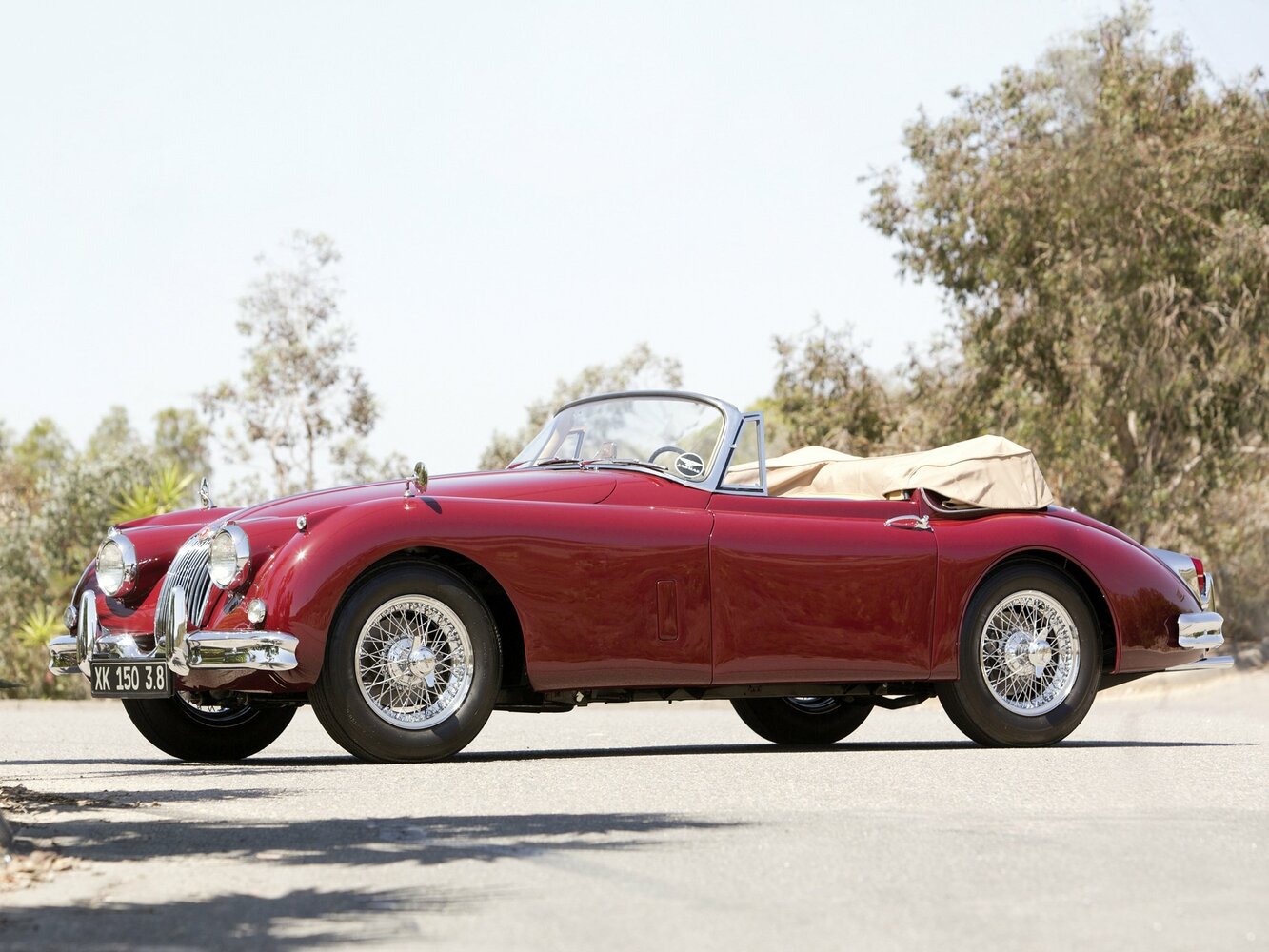 Jaguar XK XK150 (1957–1961) · 3.4 MT (253 л.с.)