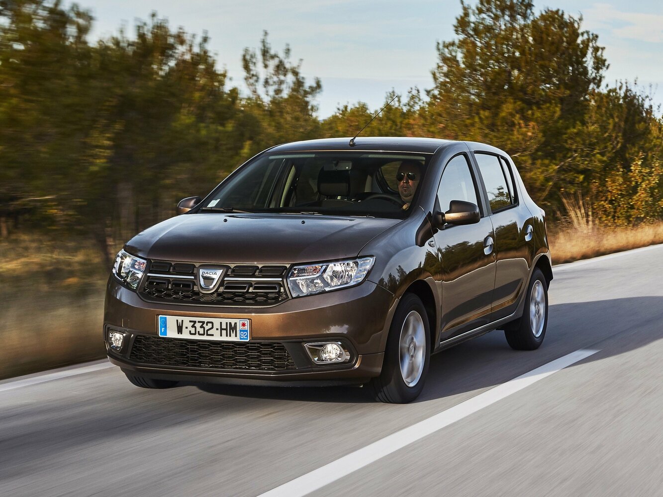 Dacia Sandero II Рестайлинг (2016–2020) · 1.5d MT (90 л.с.)