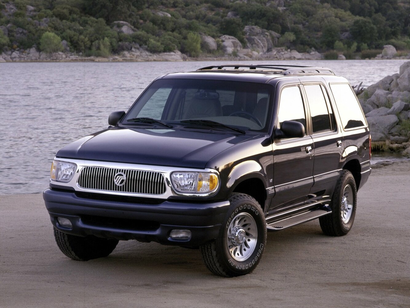 Mercury Mountaineer I Рестайлинг (1997–2001) · 4.0 AT (213 л.с.) 4WD