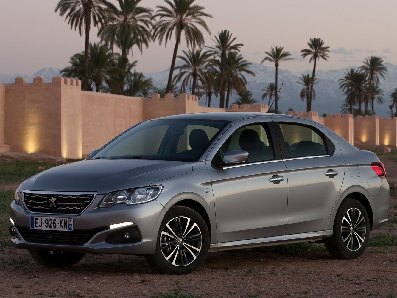 Peugeot 301 I Рестайлинг (2016–2022) · 1.6d MT (92 л.с.)