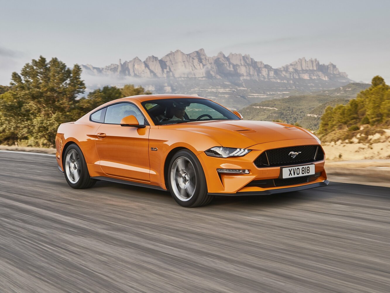Ford Mustang VI Рестайлинг (2017–2023) · 2.3 AT (310 л.с.)
