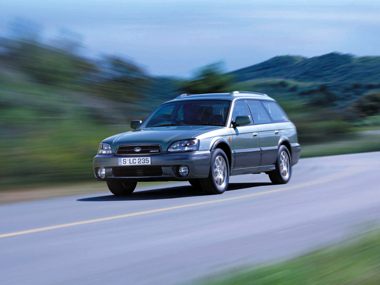 Subaru Legacy Lancaster II Рестайлинг (2001–2003) · 2.5 AT (170 л.с.) 4WD