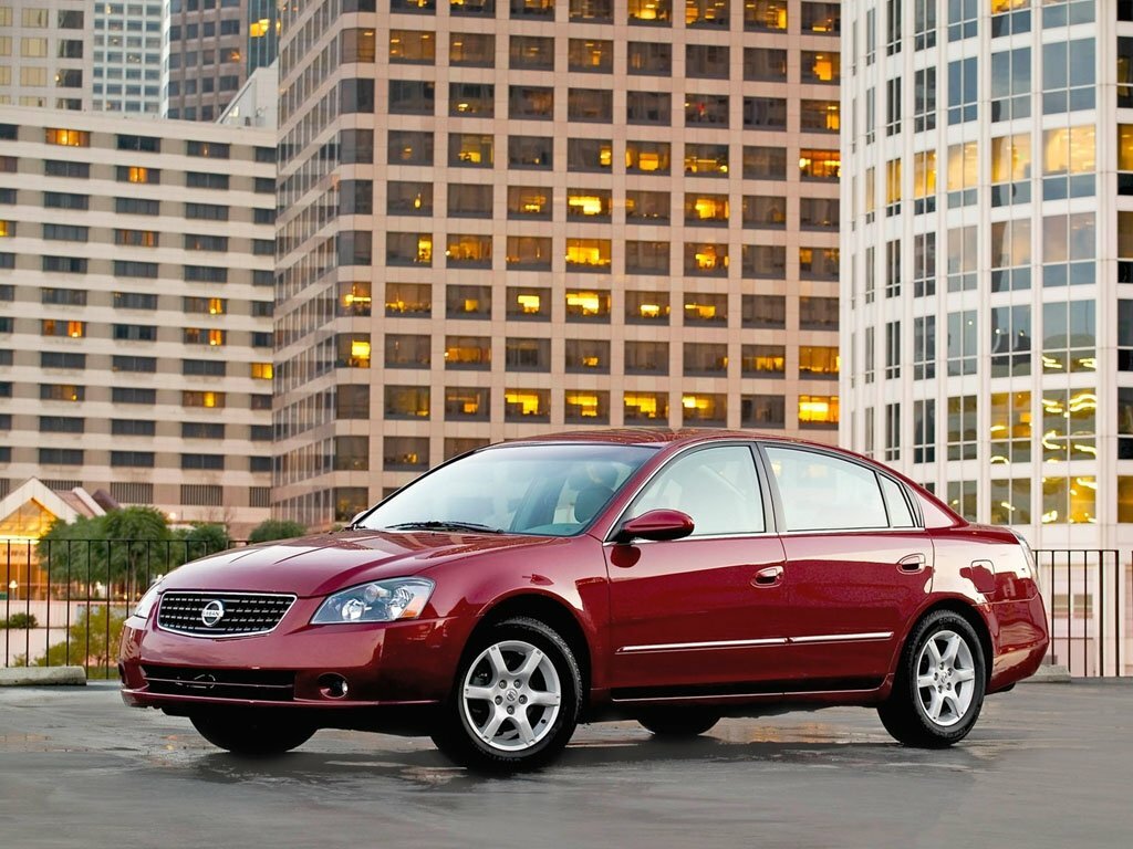 Nissan Altima III (L31) Рестайлинг (2004–2006) · 2.5 MT (177 л.с.)