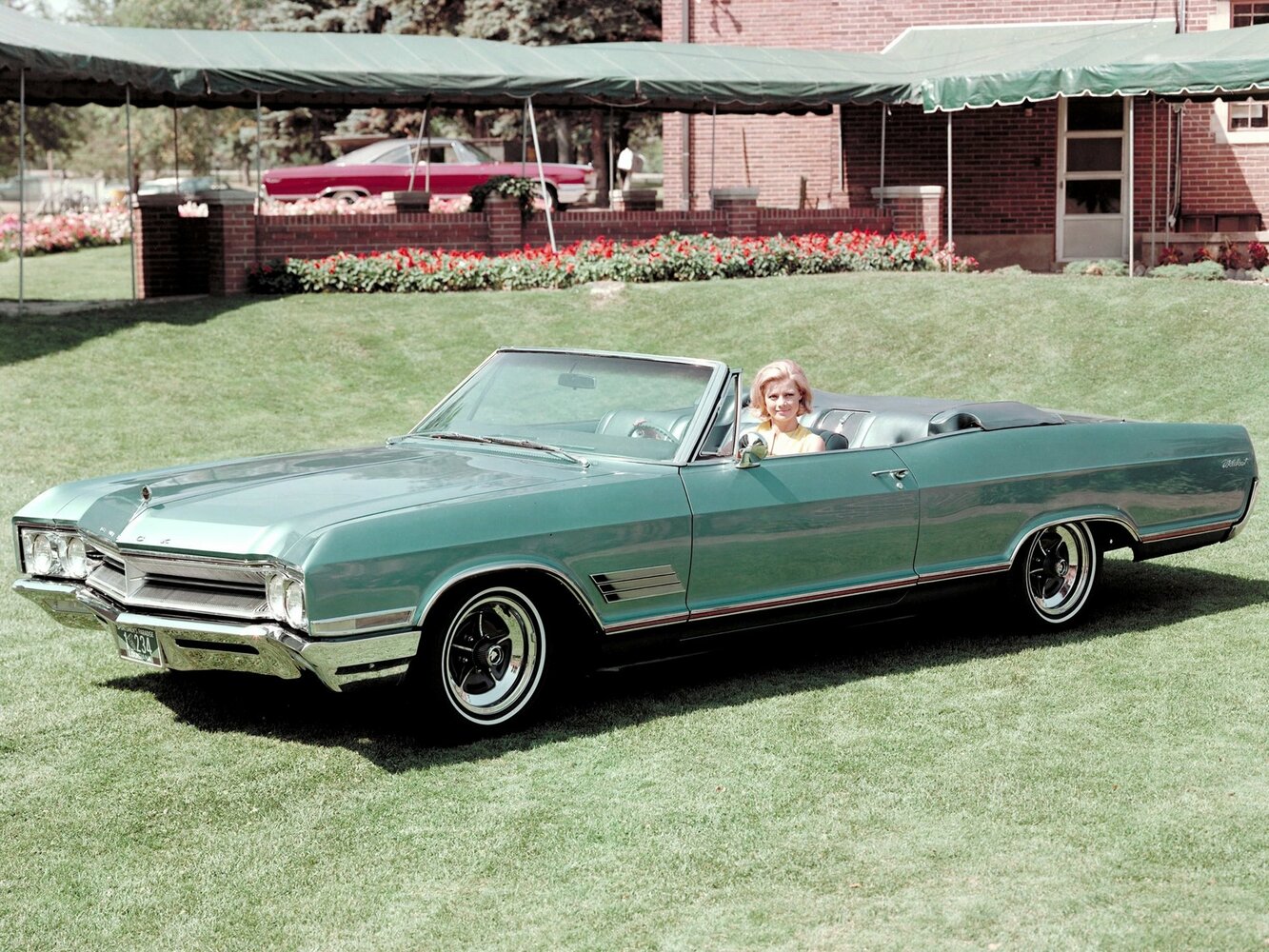 Buick Wildcat II (1965–1970) · 7.0 MT (365 л.с.)