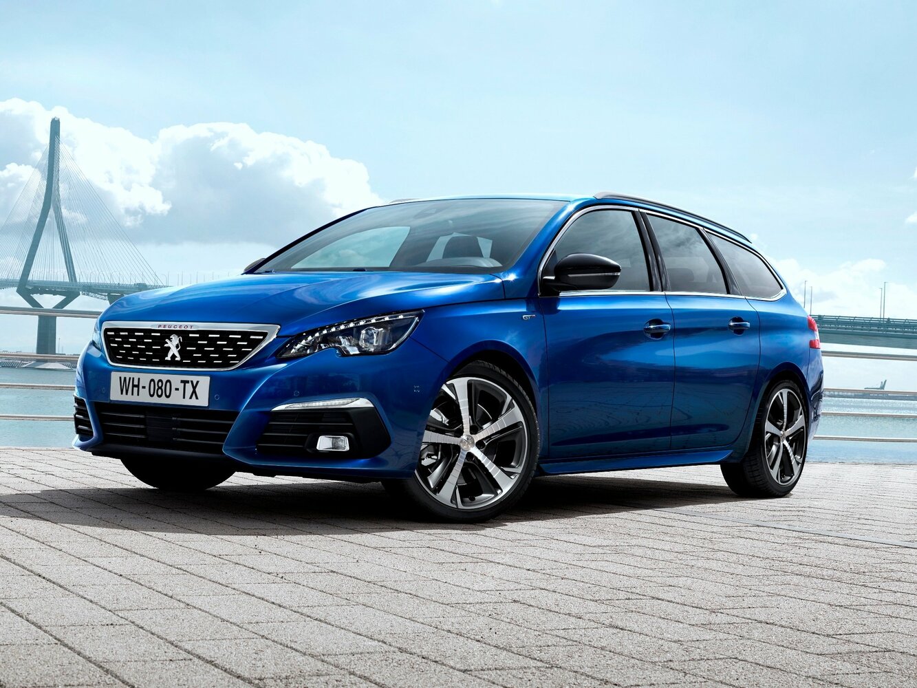 Peugeot 308 II Рестайлинг (2017–2021) · 1.5d MT (131 л.с.)