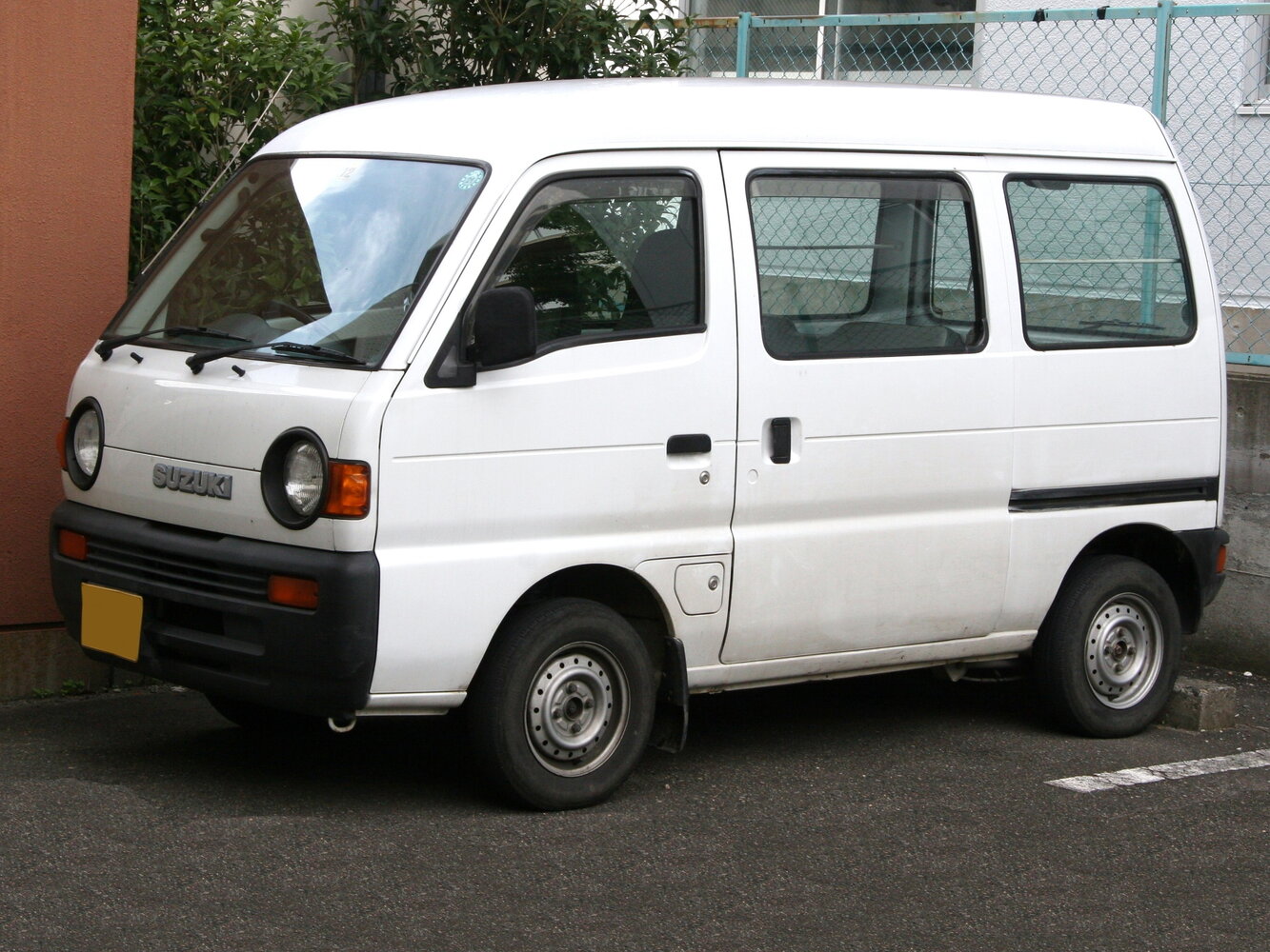 Suzuki Carry IX (1991–1998) · 0.7 AT (42 л.с.)
