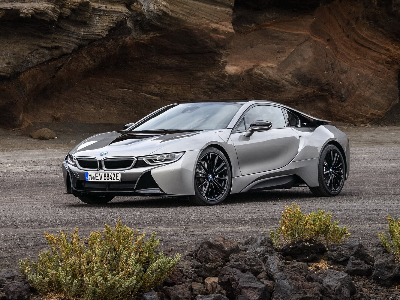 BMW i8 I Рестайлинг (2017–2020) · 1.5hyb AT (374 л.с.) 4WD