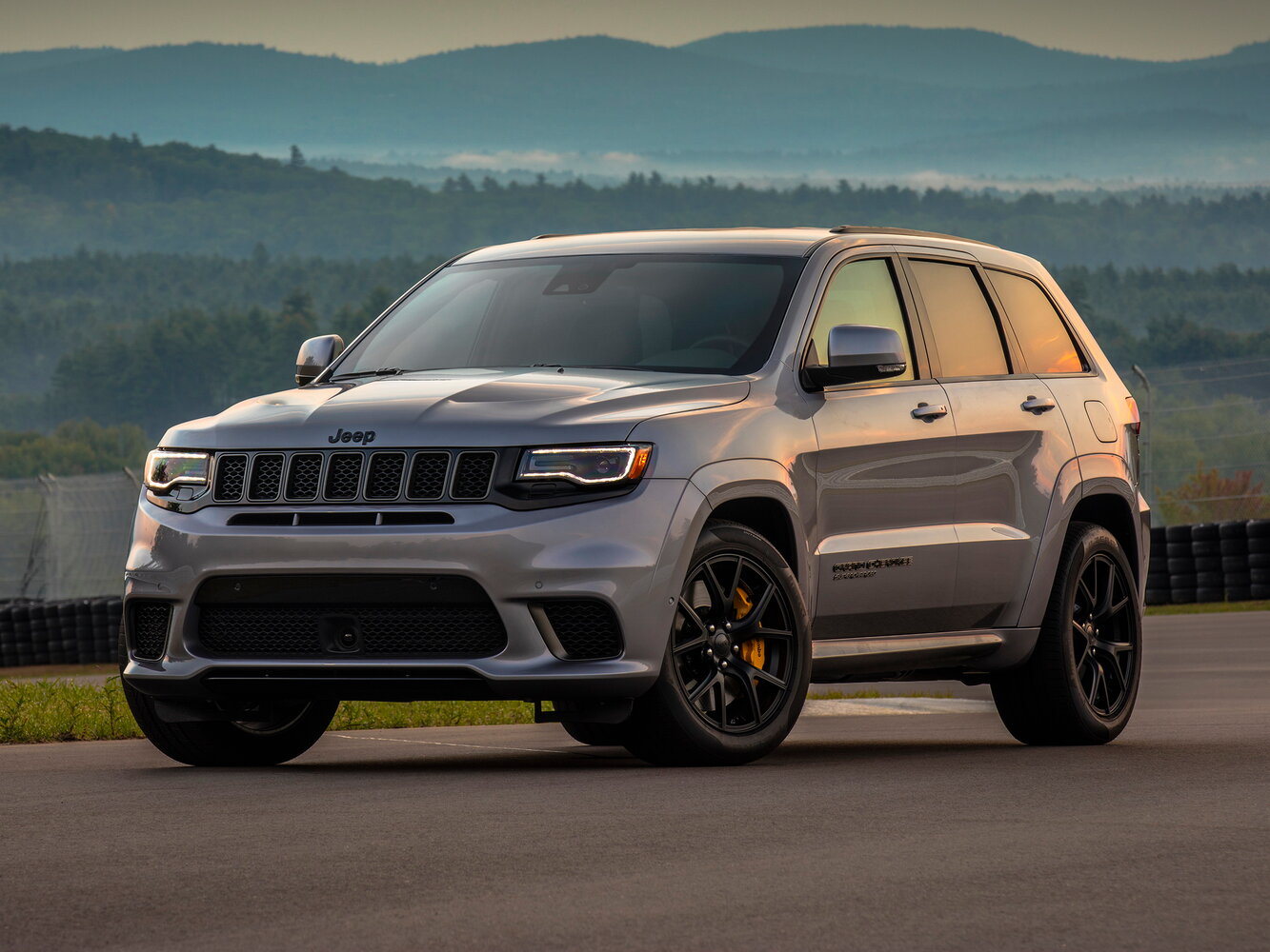 Trackhawk 6.2 AT (710 л.с.) 4WD