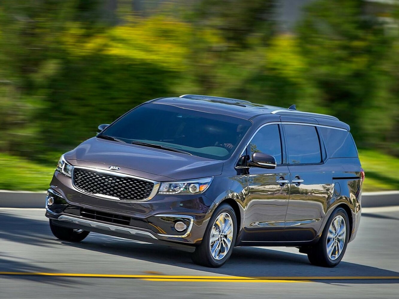 Kia Carnival III (2014–2021) · 2.2d AT (202 л.с.)