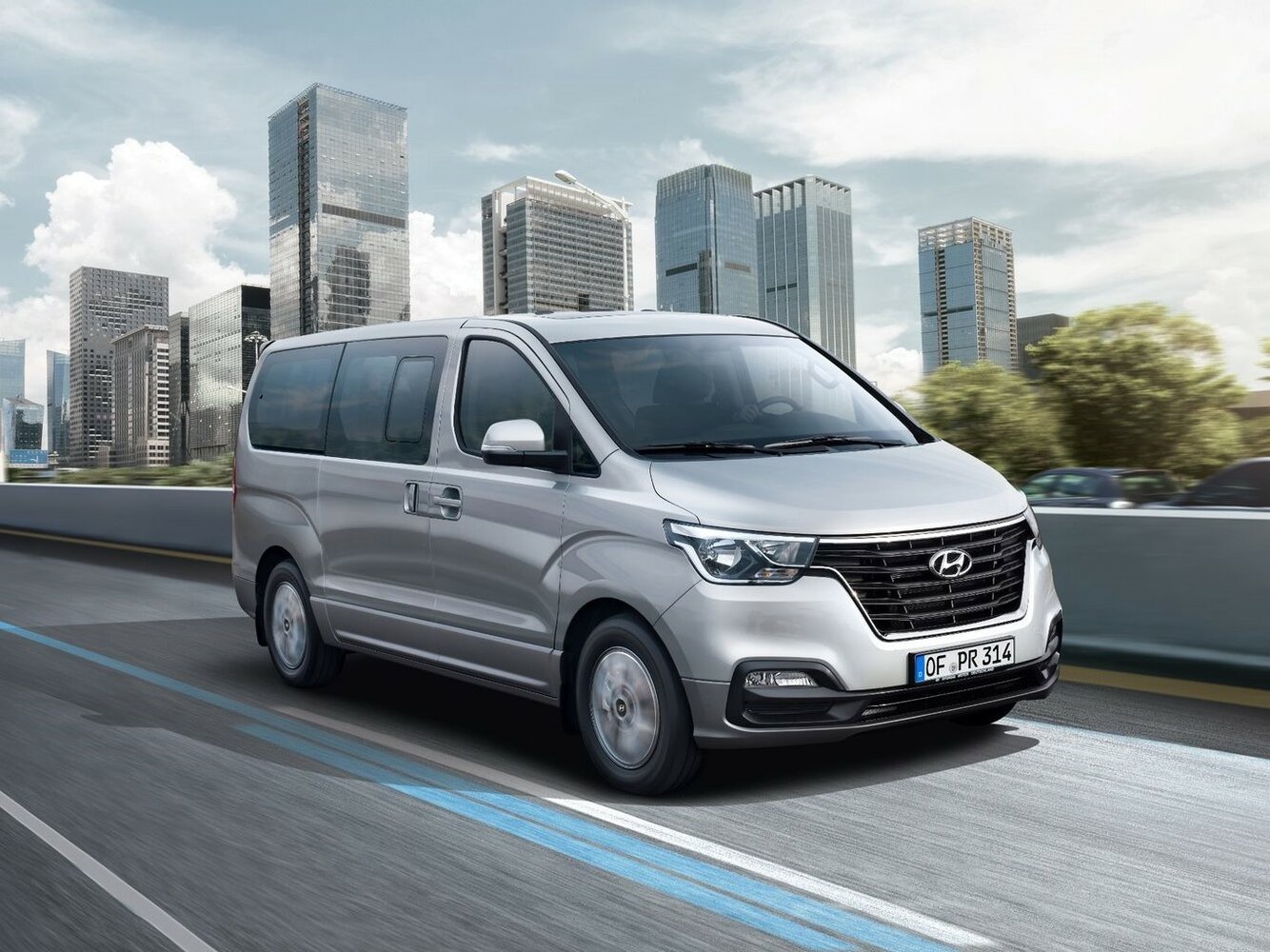 Hyundai H-1 II Рестайлинг 2 (2017–2021) · 2.5d MT (145 л.с.)