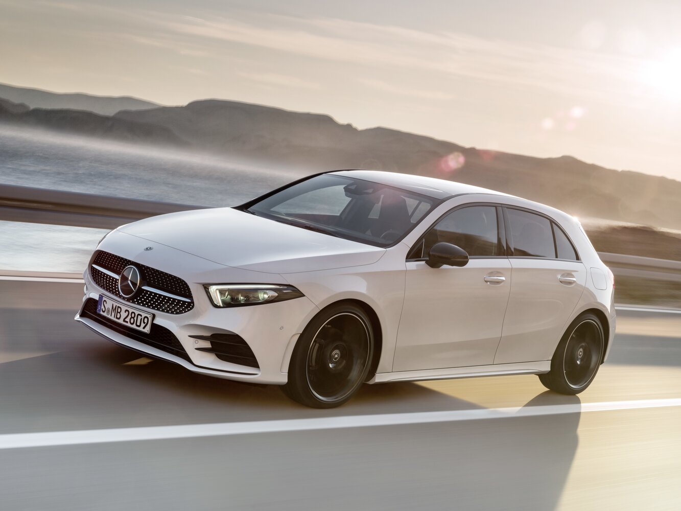 Mercedes-Benz A-Класс IV (W177) (2018–2022) · 220 d 2.0d AMT (190 л.с.)