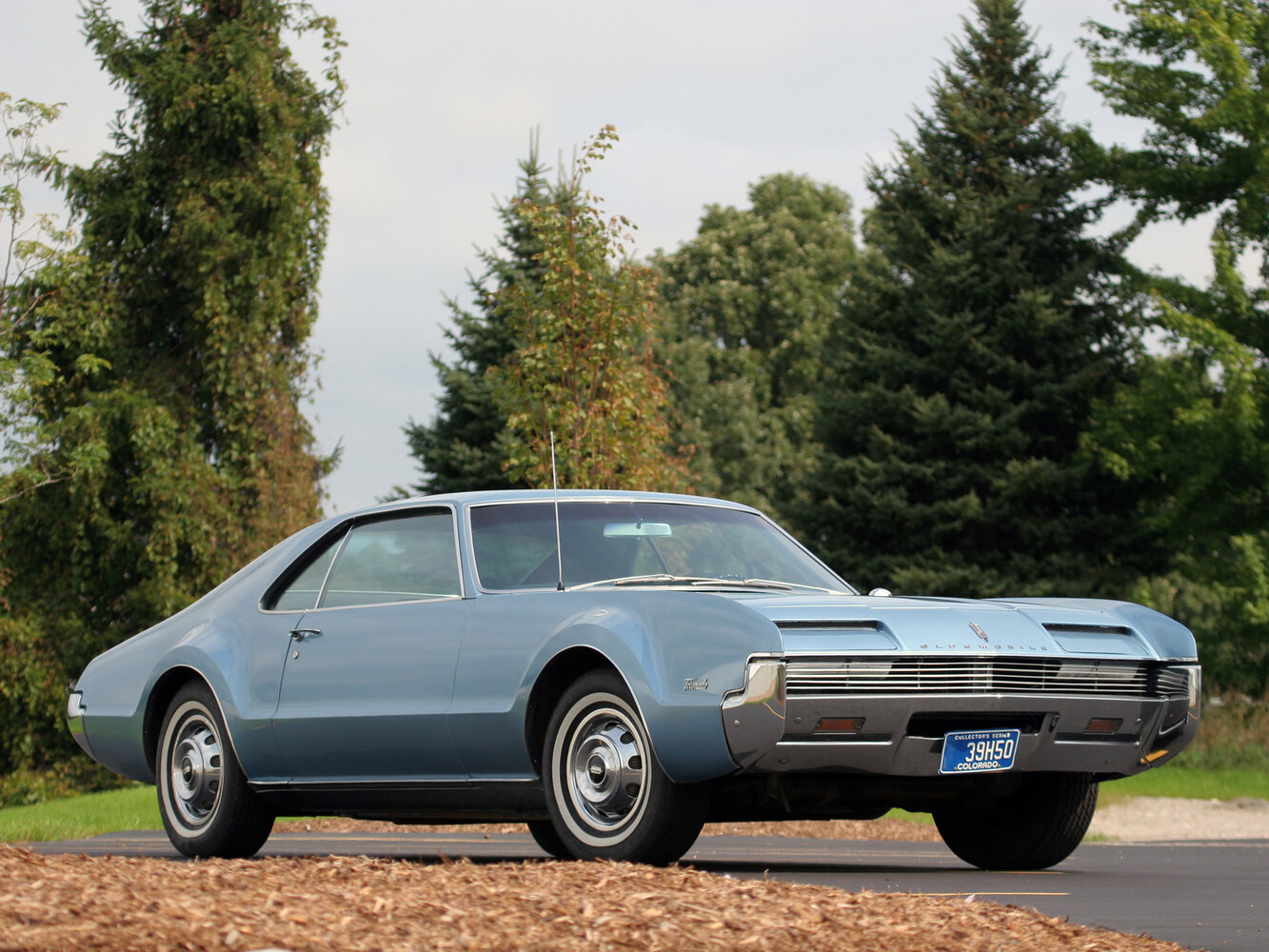 Oldsmobile Toronado I (1966–1970) · 7.0 AT (385 л.с.)