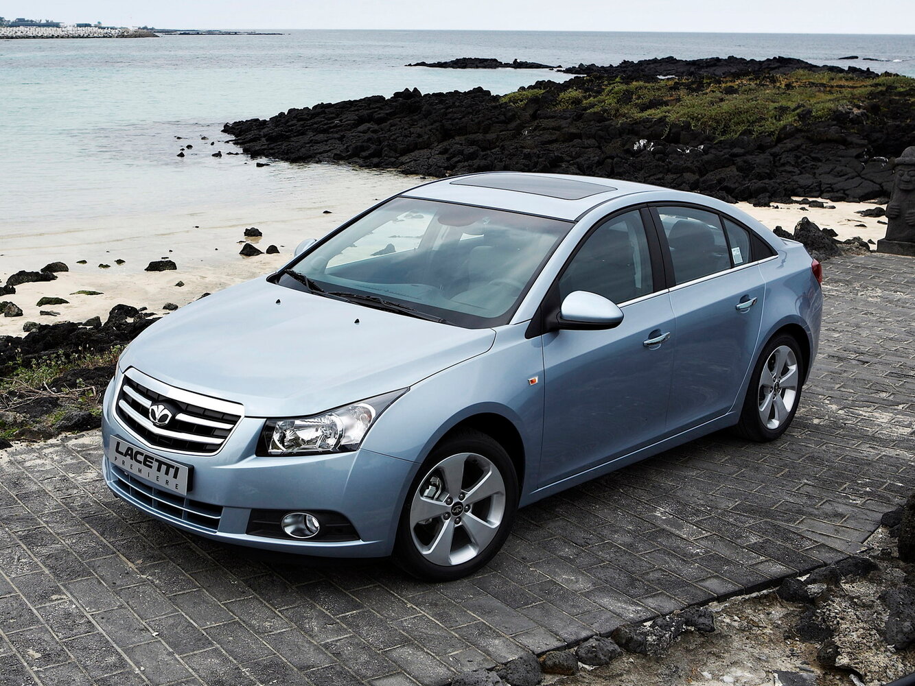 Daewoo Lacetti Premiere J300 (2008–2011) · 1.6 MT (114 л.с.)