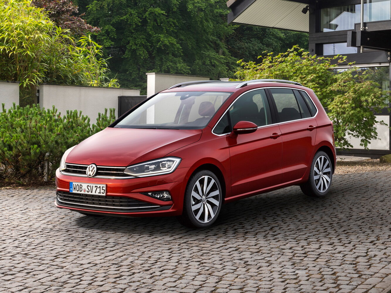 Volkswagen Golf Sportsvan I Рестайлинг (2017–2020) · 1.0 MT (85 л.с.)