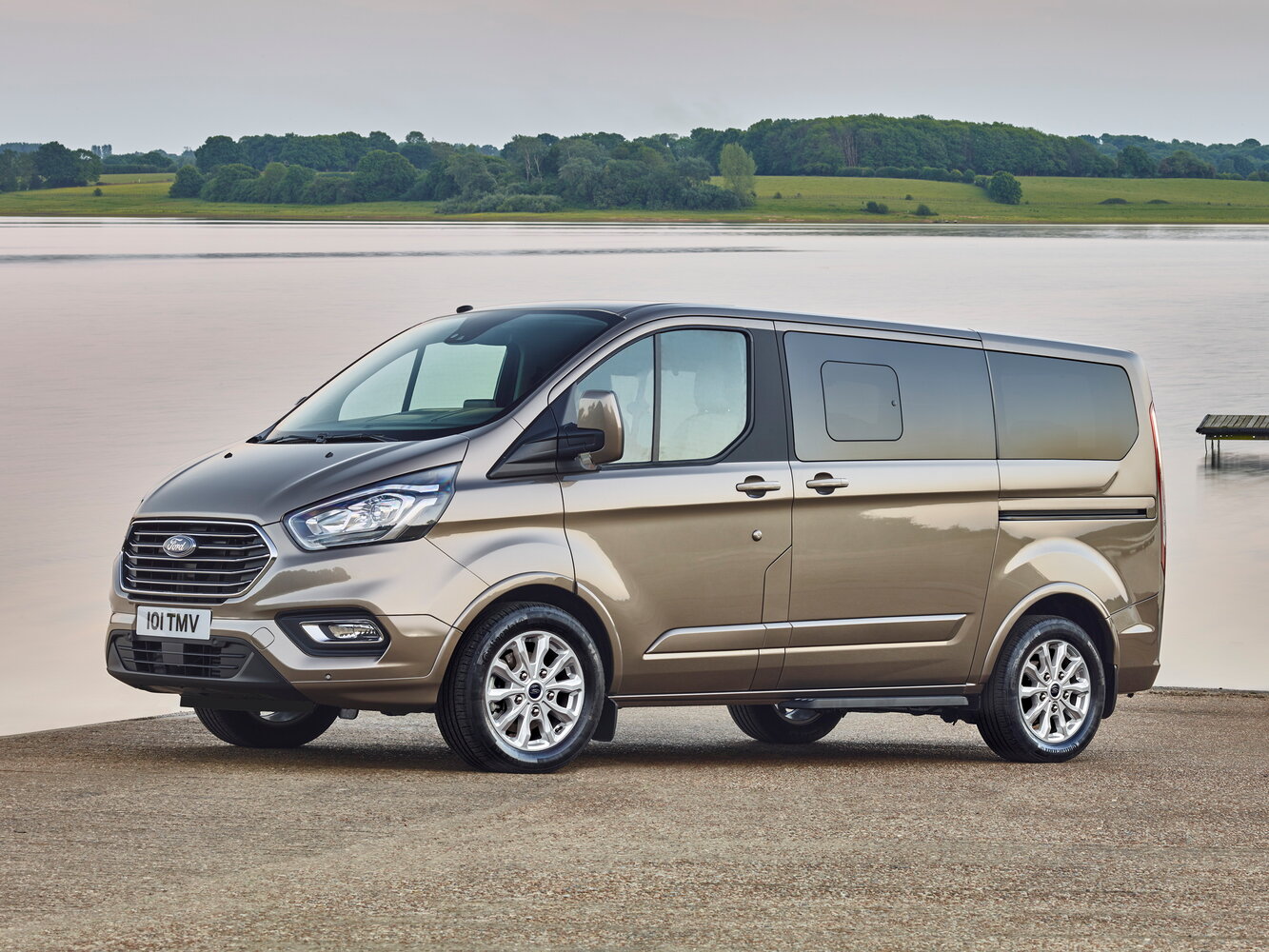 Ford Tourneo Custom I Рестайлинг (2017–2023) · SWB 1.0hyb AT (126 л.с.)