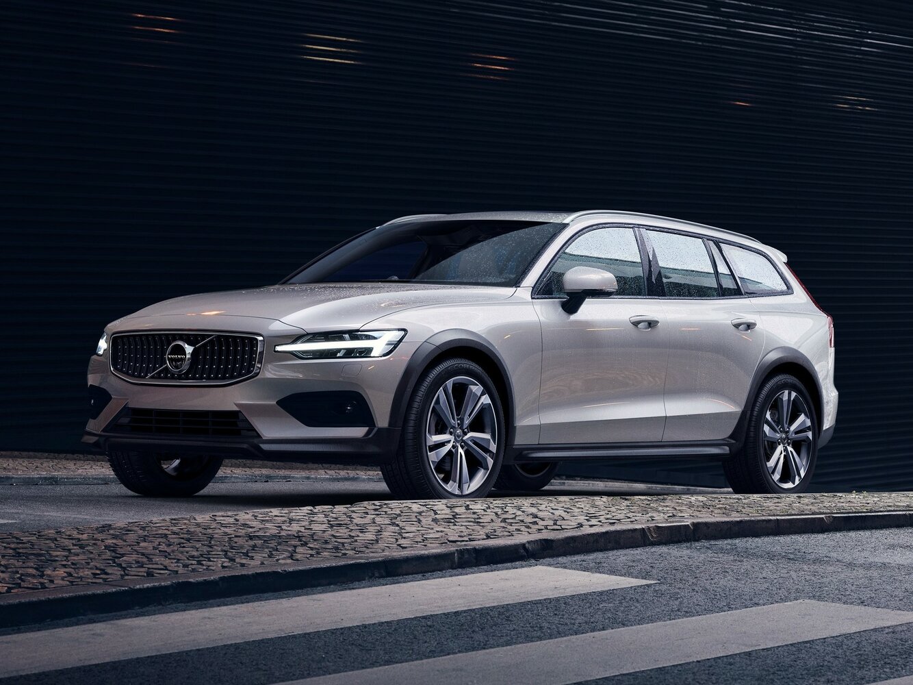 Volvo V60 Cross Country II (2018–2026) · 2.0d AT (190 л.с.) 4WD