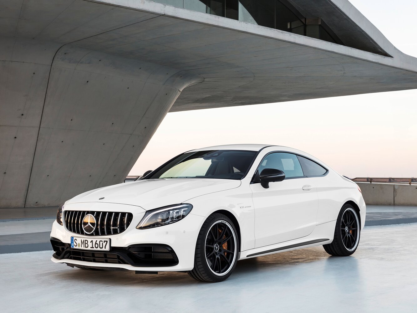 43 AMG 3.0 AT (367 л.с.) 4WD