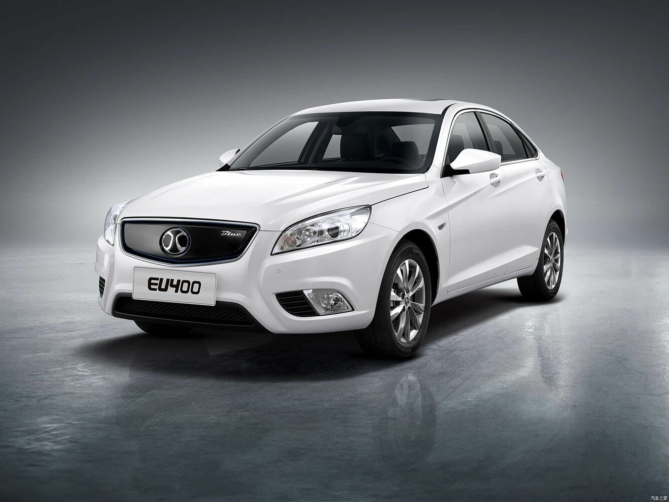BAIC EU I (2015–2017) · EU260 Electro AT (100.0 кВт)
