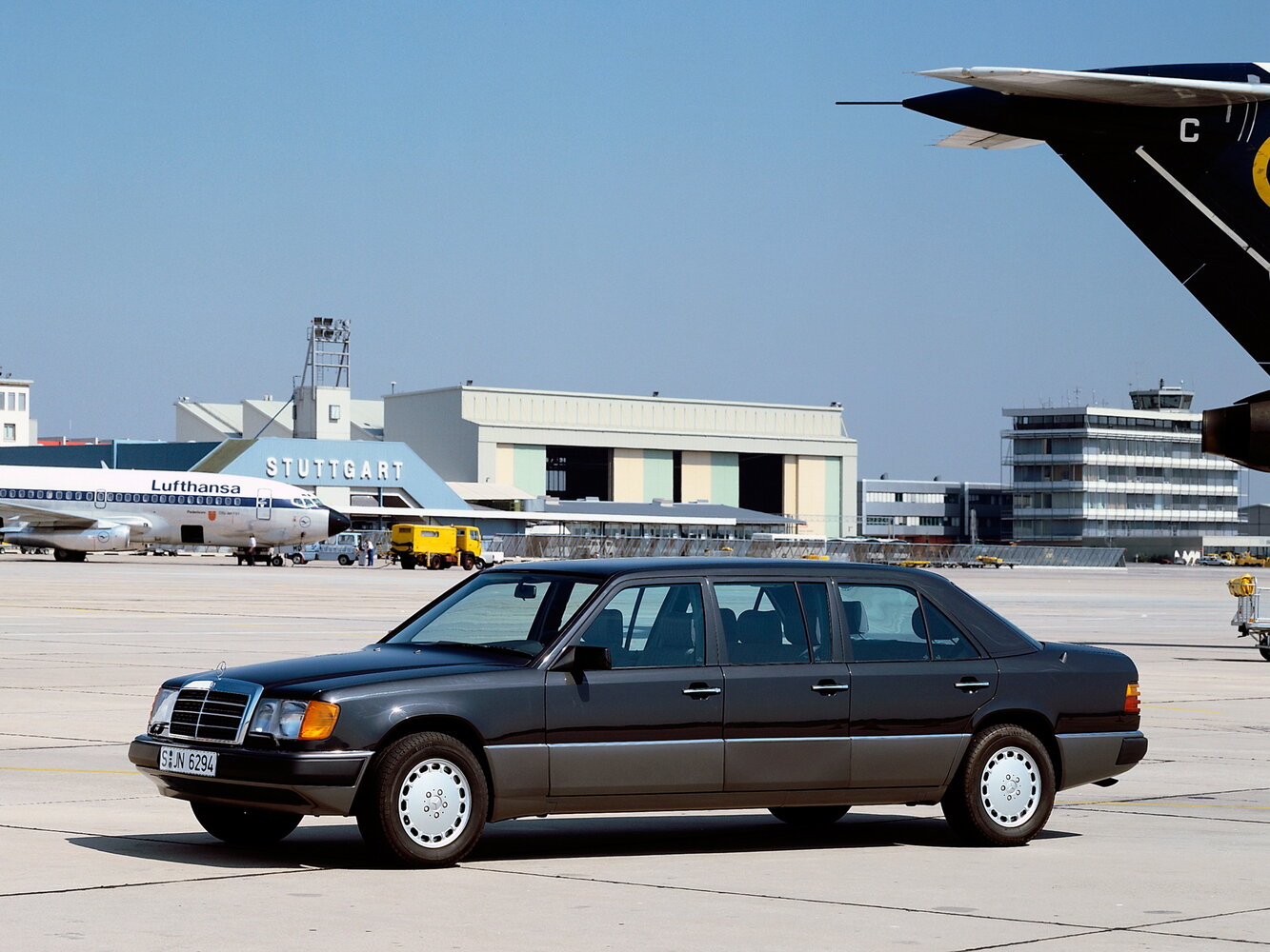 Mercedes-Benz W124 (1984–1993) · 250 Long 2.5d MT (94 л.с.)