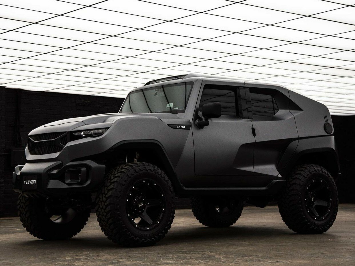 Rezvani Tank I (2017–2019) · 6.2 AT (717 л.с.) 4WD