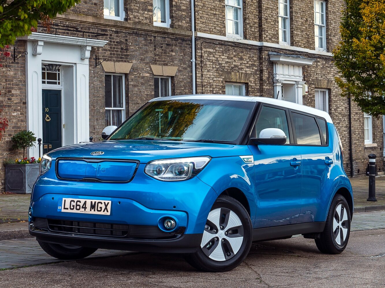 Kia Soul EV I (2014–2019) · Electro AT (81.0 кВт)